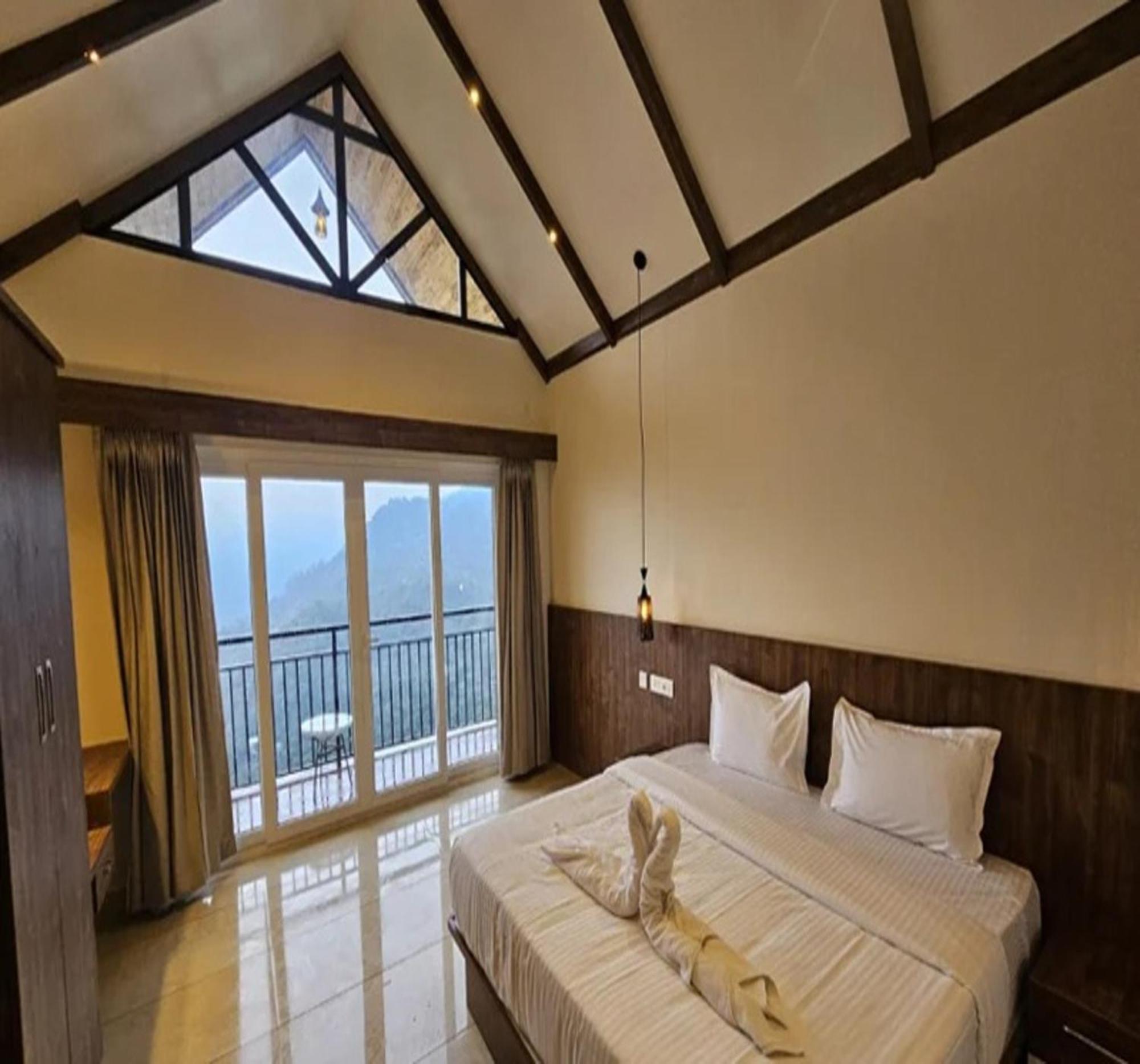 Karimb Resorts Vallikavungal Esterno foto