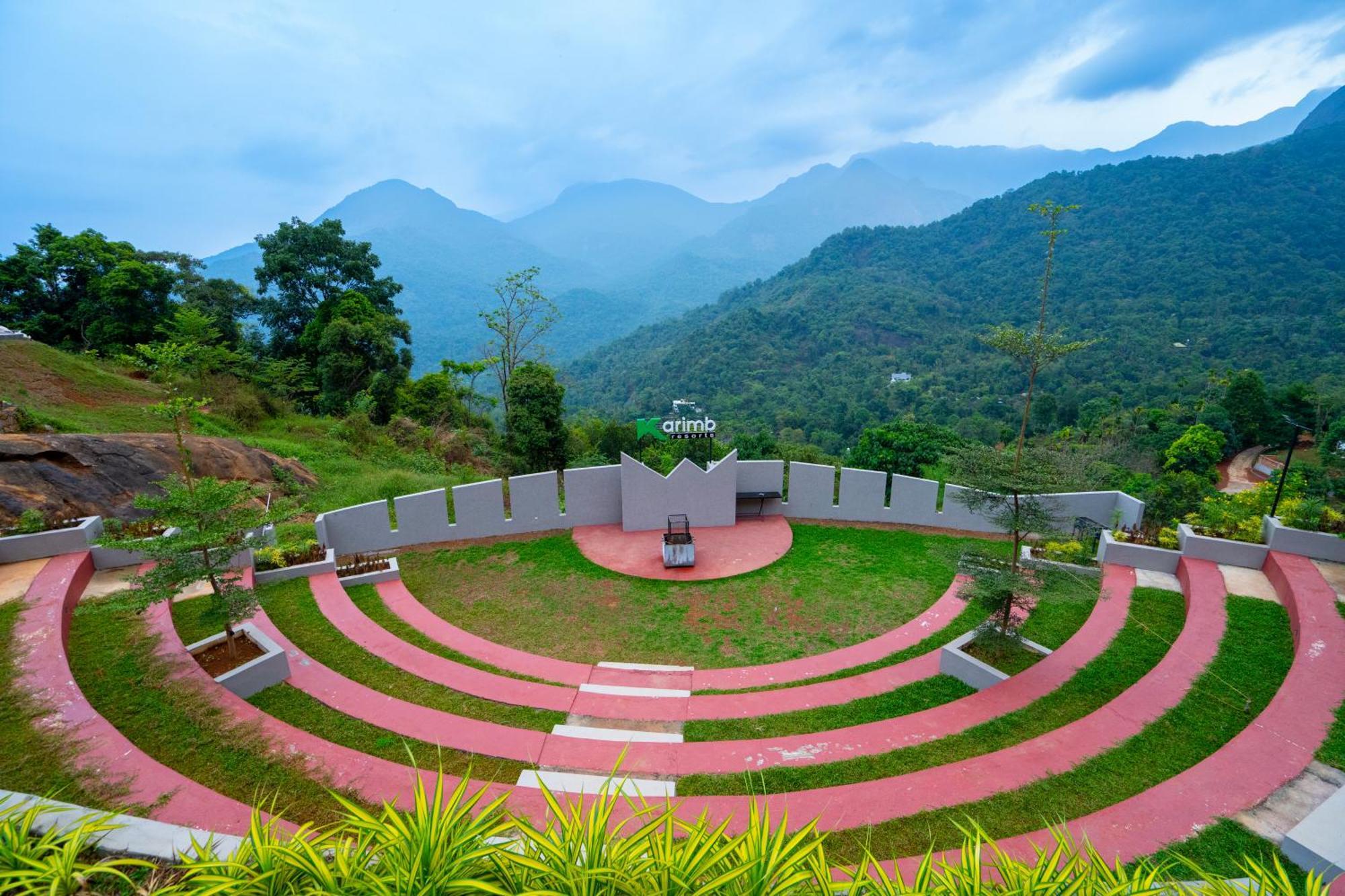Karimb Resorts Vallikavungal Esterno foto