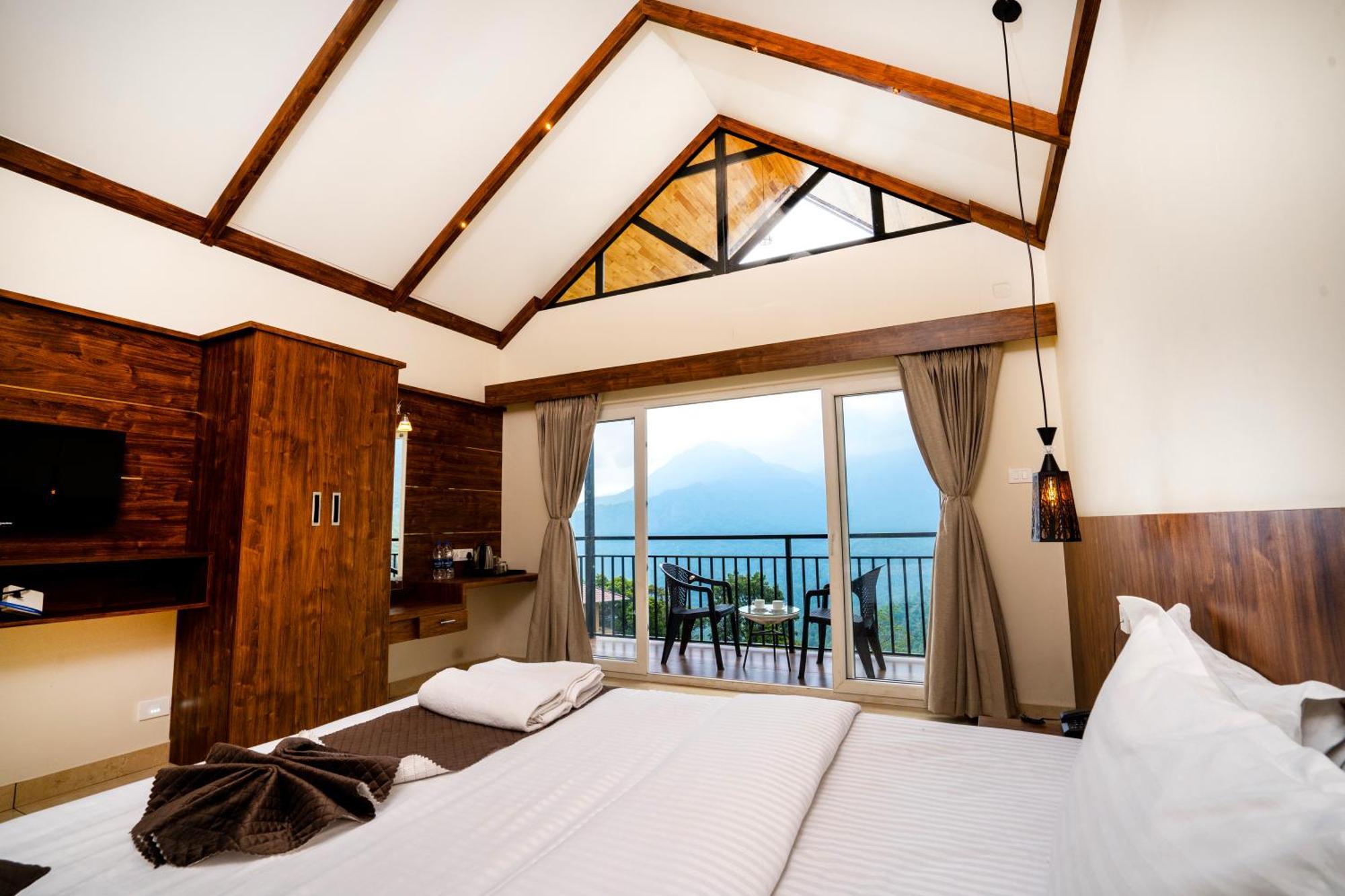 Karimb Resorts Vallikavungal Esterno foto