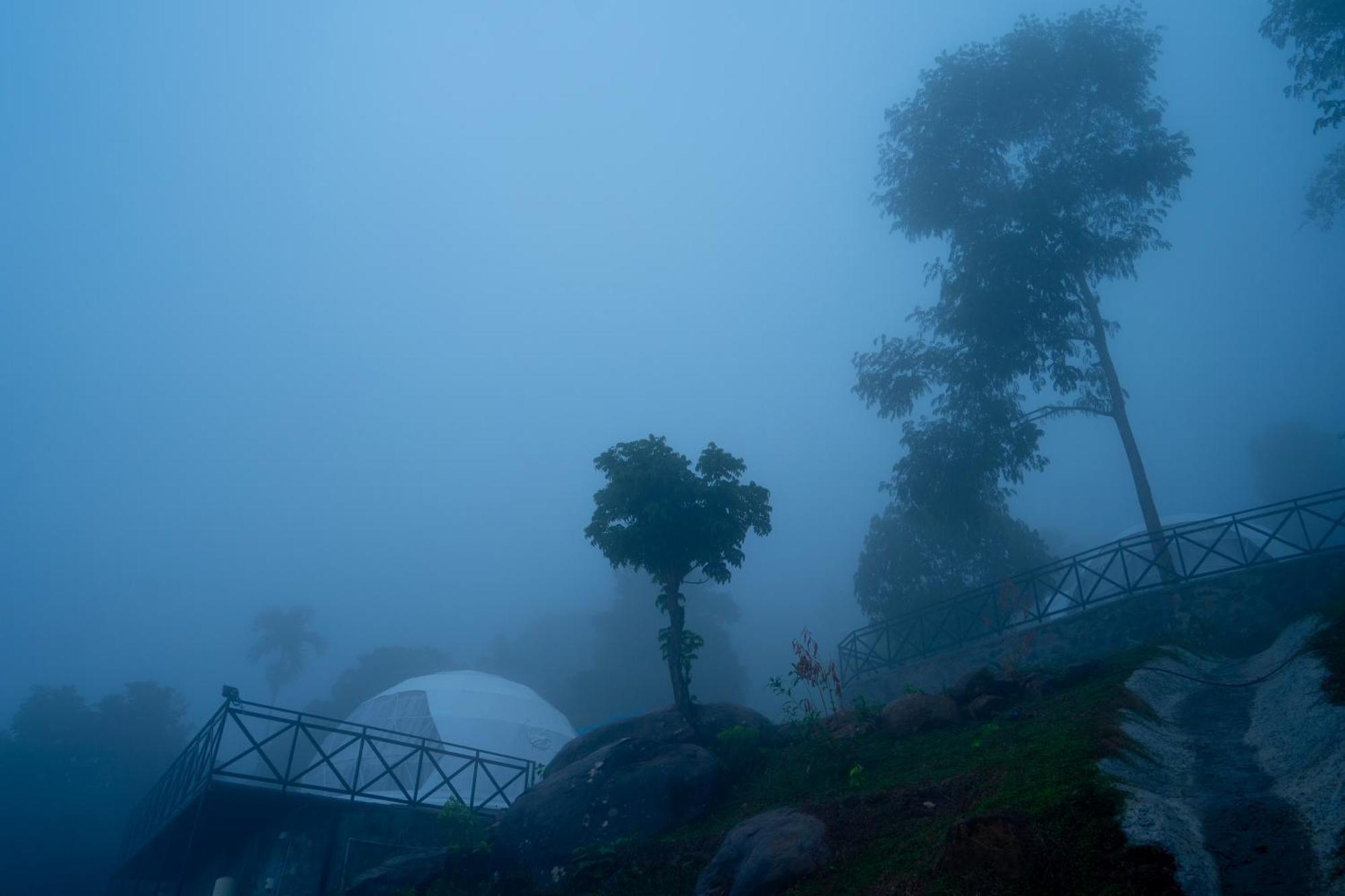 Karimb Resorts Vallikavungal Esterno foto